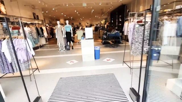 CHEAP CLOTHING STORES IN THE NETHERLANDS | BROKE STUDENTS EDITION смотреть онлайн
