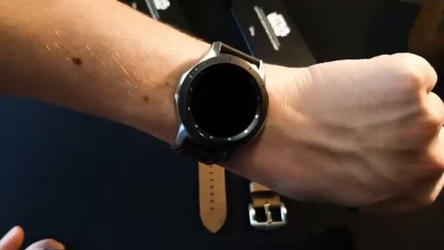 Ремешки на Apple Watch ⌚️ со своим приложением на IOS и Android