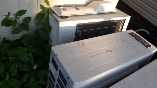 Here is a video of my 3 daicon inverter heat pumps смотреть онлайн