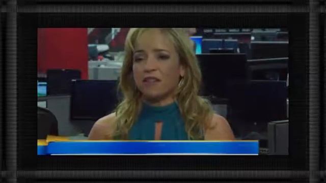 Michigan Coach Kept Football Player in Game After Big Hit смотреть онлайн