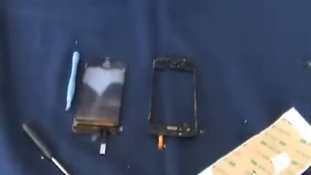 How to replace an iPhone 3G Screen.mp4 смотреть онлайн