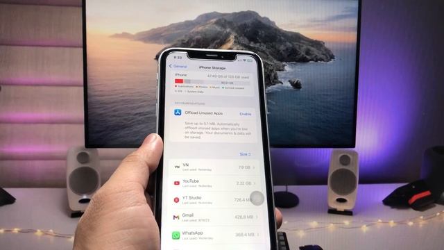 iPhone XR on new update iOS 17.0.1 - Whats New on iPhone XR | iOS 17.0.1 New Features iPhone XR смотреть онлайн