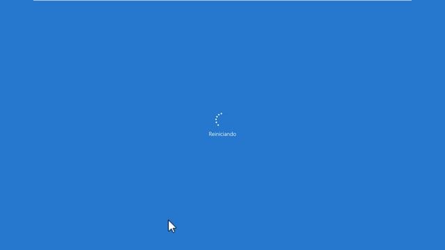 Cómo forzar la actualización de Windows Creators Update смотреть онлайн