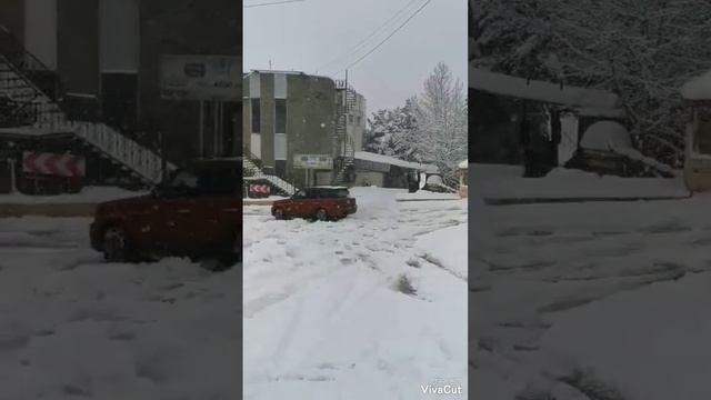 Ssangyong rexton vs range rover vogue in snow смотреть онлайн
