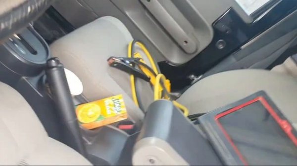 Jeep wranger 2008 obd code P0513 B1A25 Immobilizer key antina tester how use