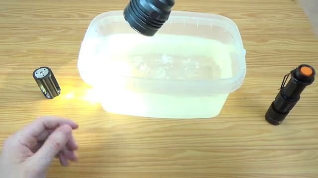 МОЩНЫЙ ФОНАРИК С ALIEXPRESS! РАБОТАЕТ ПОД ВОДОЙ! СУПЕР ФОНАРЬ! смотреть онлайн