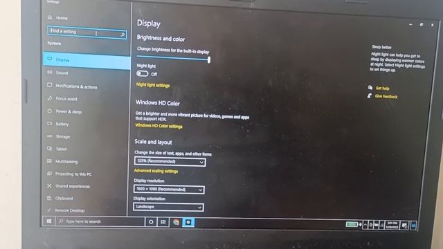 how to fix windows OS solid lines with yellow grid lines issue смотреть онлайн