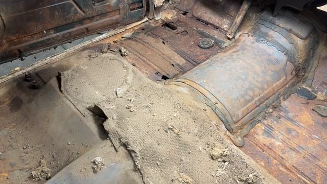 ‘53 Pontiac - EP 2 - Headliner Removal and Tour смотреть онлайн