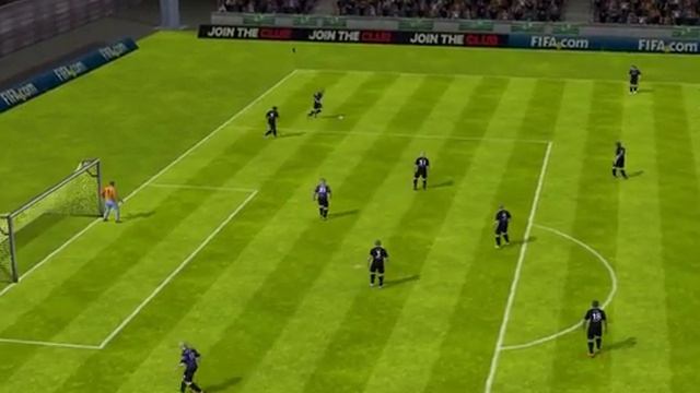FIFA 13 iPhone/iPad - South America vs. FSV Frankfurt смотреть онлайн