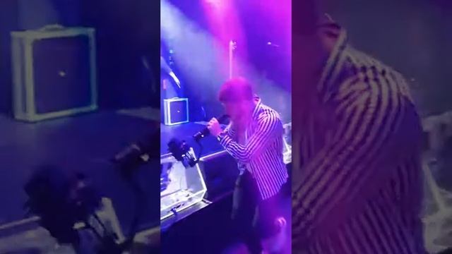 НА КРЫШЕ ДЖИПА ВЫСТУПЛЕНИЕ МАСИ В КЛУБЕ 16 07 2019 смотреть онлайн