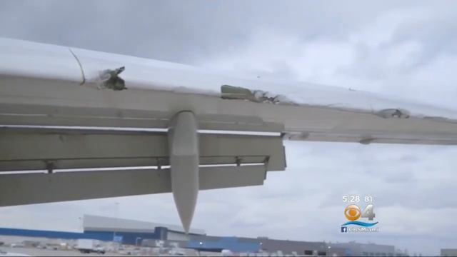 Woman On Southwest Flight Died After Nearly Being Sucked Out Of Window смотреть онлайн