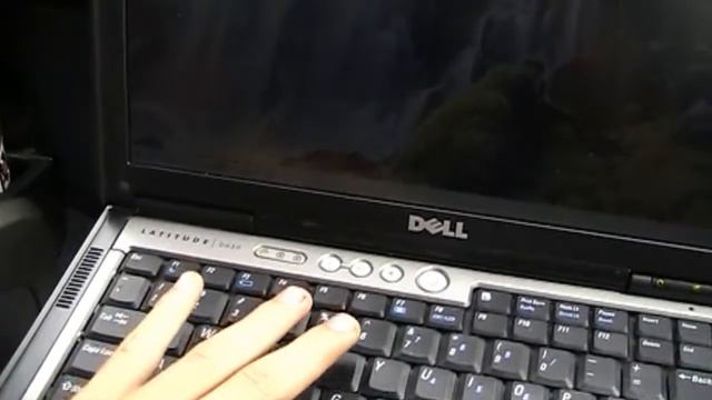 My new to me 2007 Dell Lattitude D630 laptop!! in HD смотреть онлайн