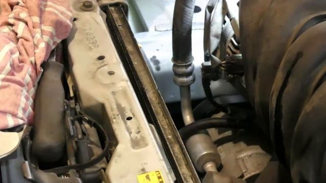 2006 Pontiac vibe radiator Replacement смотреть онлайн