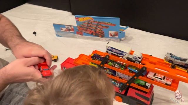 Автовоз HotWheels