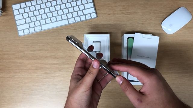 [4K] Unboxing iPhone X Silver смотреть онлайн