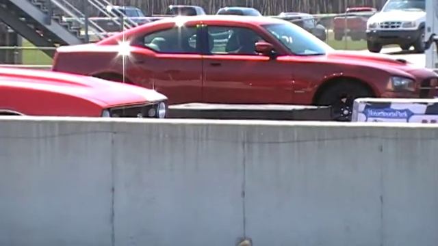 Tony's Charger Racing with LX CLub of MI 4-18-09 смотреть онлайн