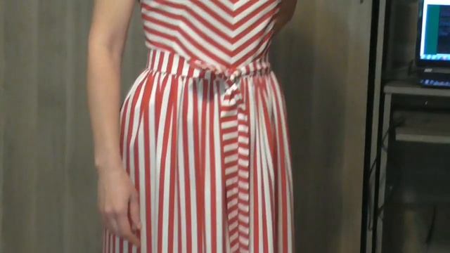 Демонстрация готового платья смотреть онлайн