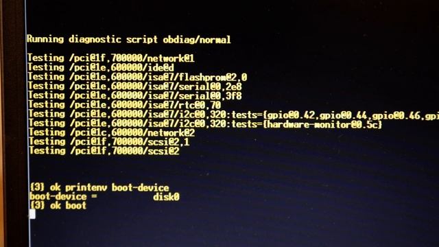 Sun SunFire V440 running Debian Sparc (Sid) and Stockfish chess engine. смотреть онлайн