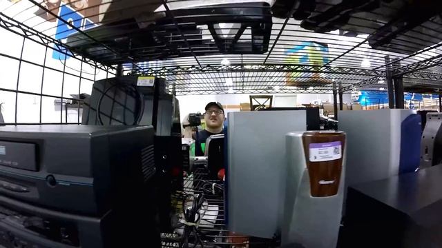 Thrift Store Hopping Episode 37: Da 4 Head смотреть онлайн