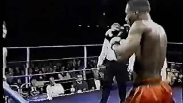 Rayen Simson Vs. Payaklek Yutakit (1998) смотреть онлайн