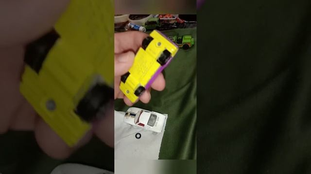 O-Ring for tires on vintage Matchbox GT-40 car. Down hill race... Matchbox Vs. Hot Wheels Redline. смотреть онлайн