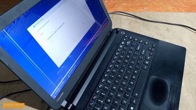 Solusi Windows 10 Lock Sendiri смотреть онлайн