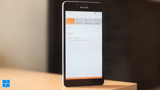 Hands-on with Windows 10 Mobile Build 14327 смотреть онлайн