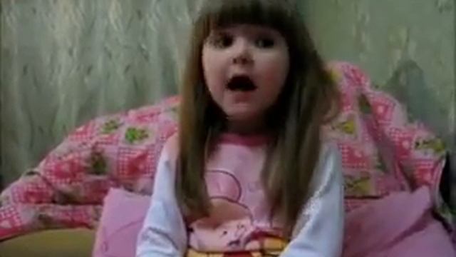 Маленькая девочка рассказывает про любовь смотреть онлайн