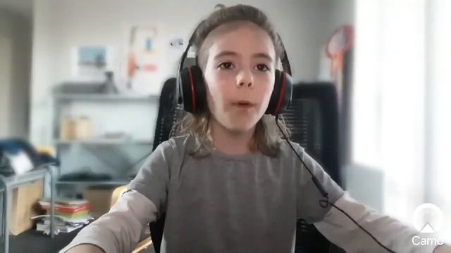 This cool effect that I found in Camo Studio смотреть онлайн