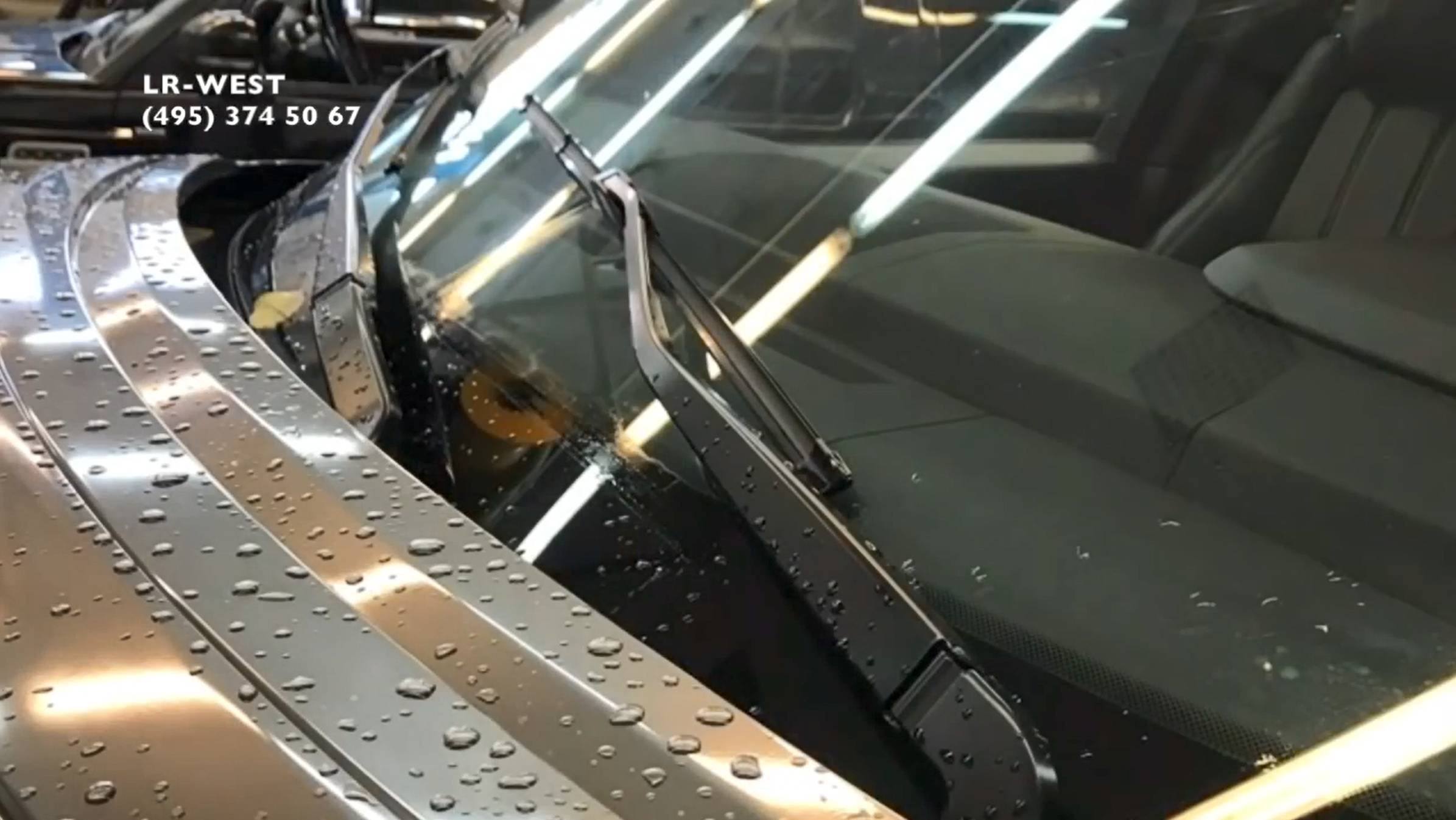 Как заменить щетки лобового стекла на Рендж Ровер L405 смотреть онлайн