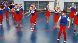 Спортивный флешмоб! Мы выступаем классом и заняли 1 место.