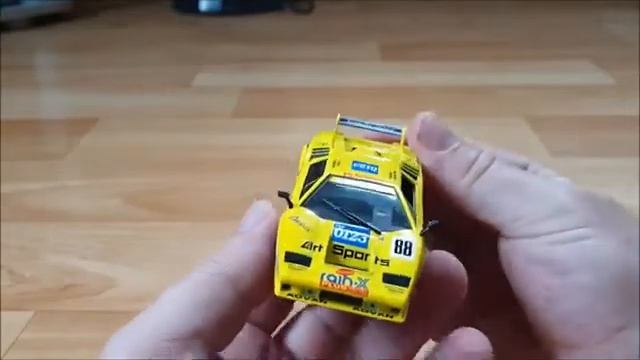 Lamborghini Countach 1:43 Scale Leo Models смотреть онлайн