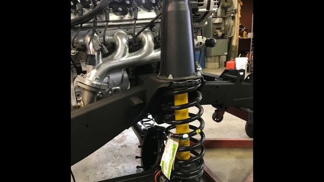 Land Rover defender 110. Corvette LS3 swap. Nv4500 transmission. Frame off restoration. смотреть онлайн