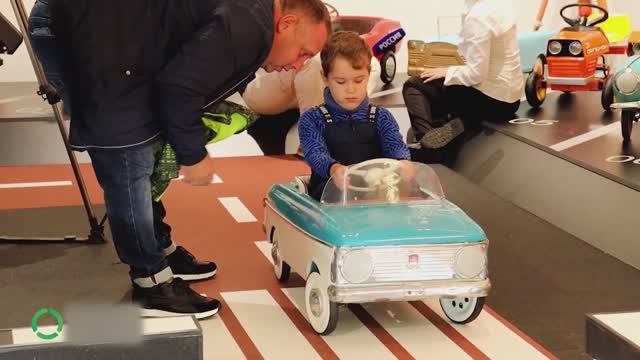 МИРЭКС Музей педальных машин смотреть онлайн