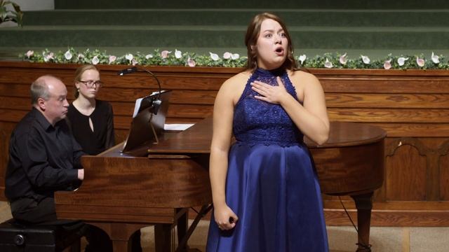 "Go away from my window" [arr. Zaninelli] performed by Alivia Hoke смотреть онлайн