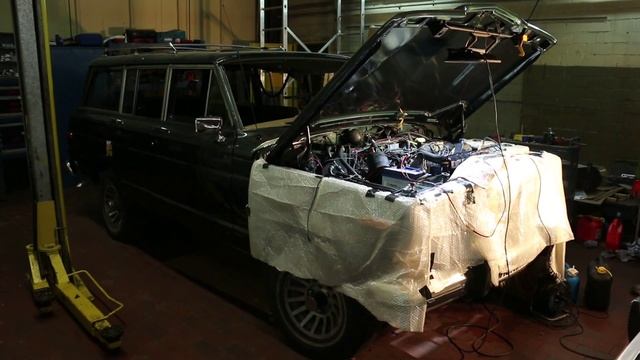 Jeep Wagoneer Restauration Motor Start смотреть онлайн