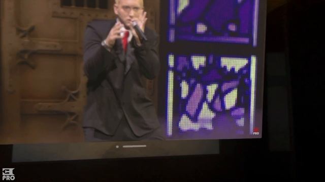 Watching an Eminem Concert in 4K on a Huge Apple Vision Pro Screen in Augmented Reality смотреть онлайн