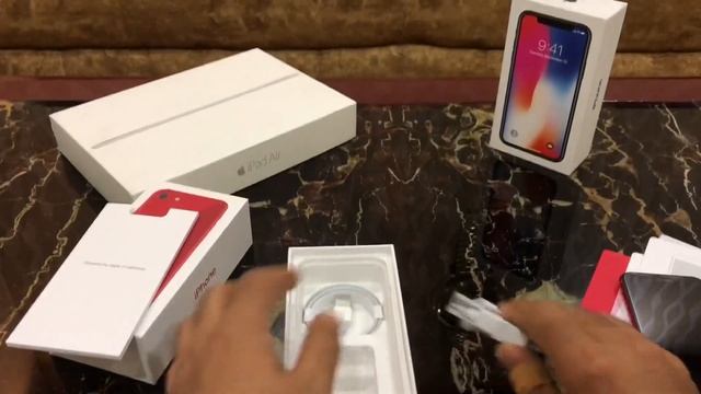 iPhone 8 (Product Red) Unboxing смотреть онлайн