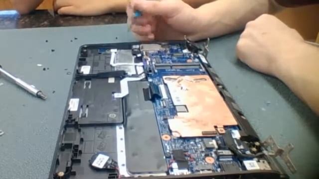 Replacing a Motherboard on 3160 смотреть онлайн