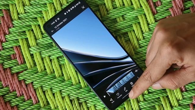 Get Oneplus 10 PRO Live Wallpapers On Any Smartphone - Download Oneplus 10 PRO Live Wallpapers