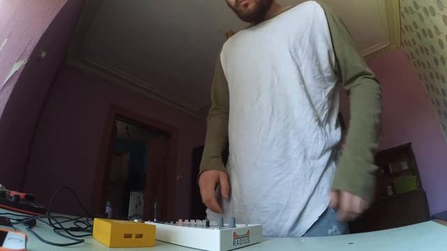 morning vibes (korg volca sample + korg kaossilator ) смотреть онлайн