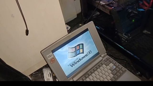 NEC 4x4 IDE CD-ROM changer and Toshiba Satellite Pro T2150CDT смотреть онлайн
