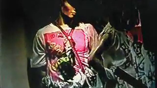 BOY SHOP WINDOWS 1 - boy george sold 1987 soho london смотреть онлайн