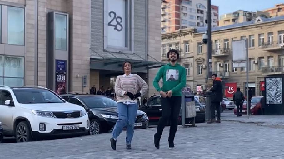 Девочка Танцует Супер Чеченская Лезгинка Гогия 2024 Lezginka Chechen Gogia ALISHKA 28 May Baku Dance смотреть онлайн