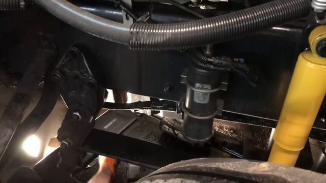 Detroit 60 Series Full Service, DIY Step By Step Guide Oil, Oil Filter, Fuel Filter Change смотреть онлайн
