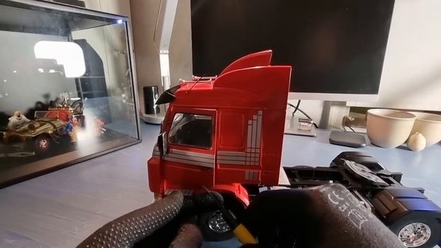 SCANIA 143M 400 TOPLINE, Model Car Group 1:18 смотреть онлайн