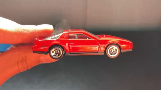 Hot Wheels 84 Pontiac Firebird смотреть онлайн