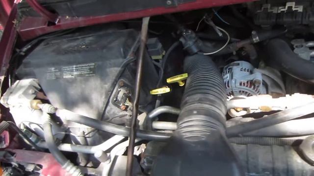 1999 Dodge Ram Conversion Van V8 Under Hood смотреть онлайн