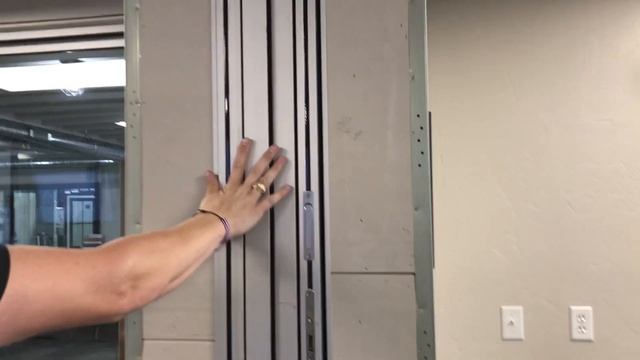 Western 600 series pocketing multi-slide door installed by MVWD at JXN Station смотреть онлайн