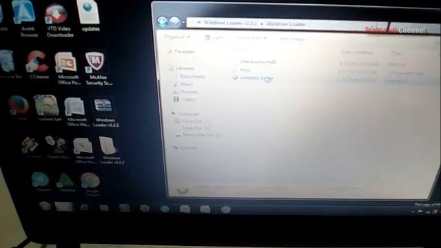 Cara Mengatasi Windows Tampilan Layar Dekstop Hitam, Build 7600 This copy of Windows is not Genuine смотреть онлайн
